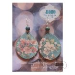 Türkiz - cseresznyevirág (fehér) - BOHOdesign aszimmetrikus fülbevaló