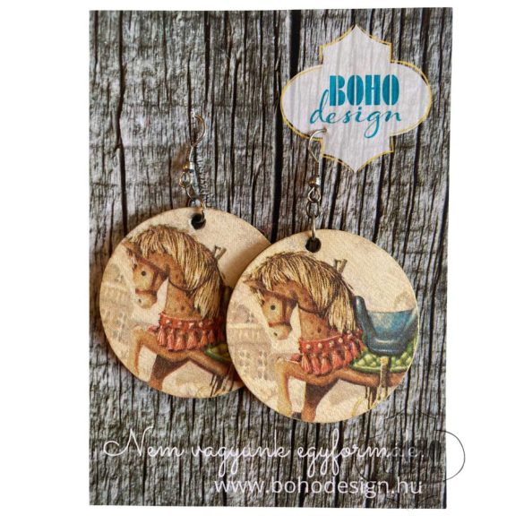 Karácsonyi hintaló - BOHOdesign aszimmetrikus fülbevaló - idézetes csomagolásban